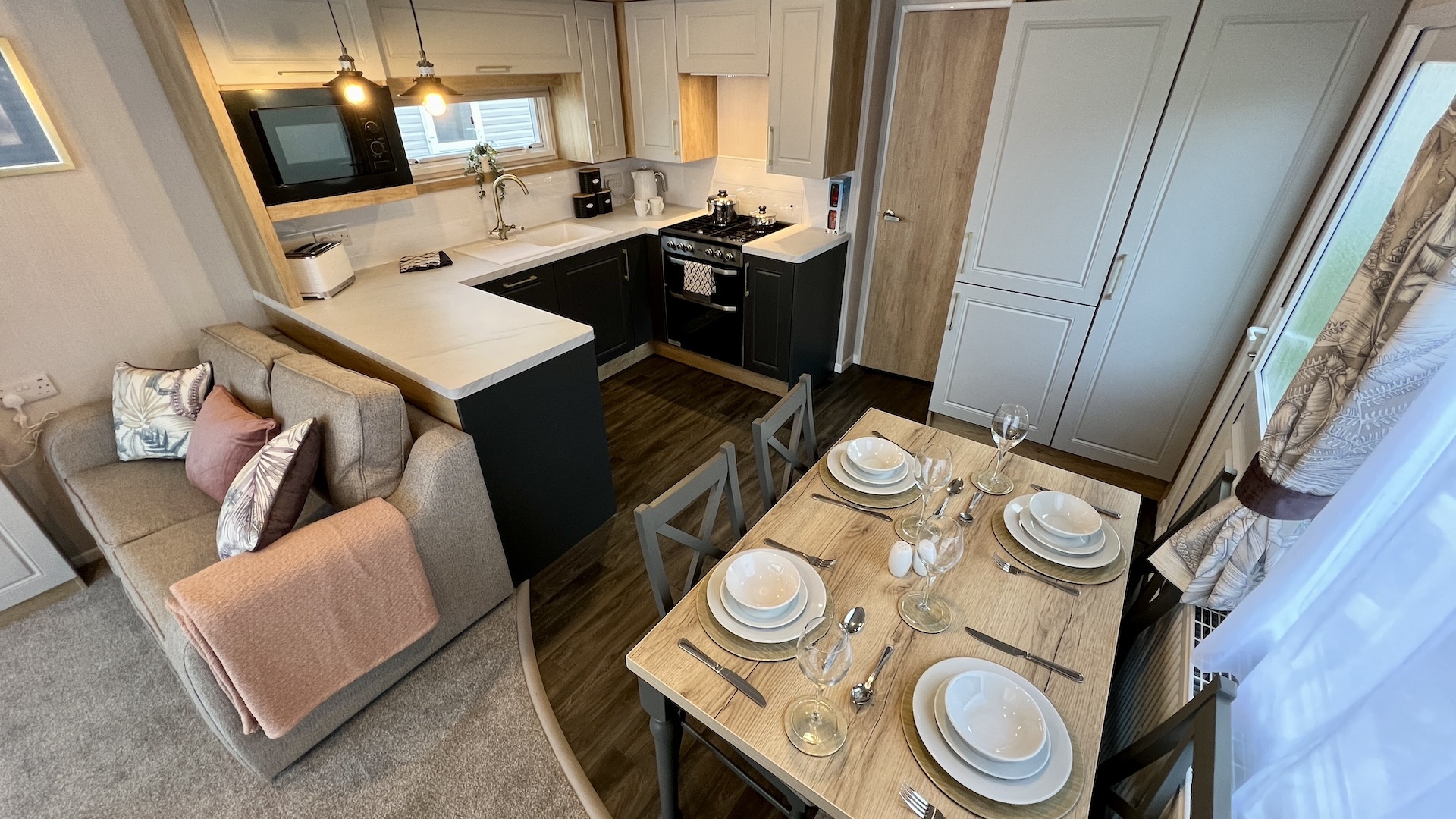 Lounge, Kitchen & Dining Area in a Caravan Holiday Home