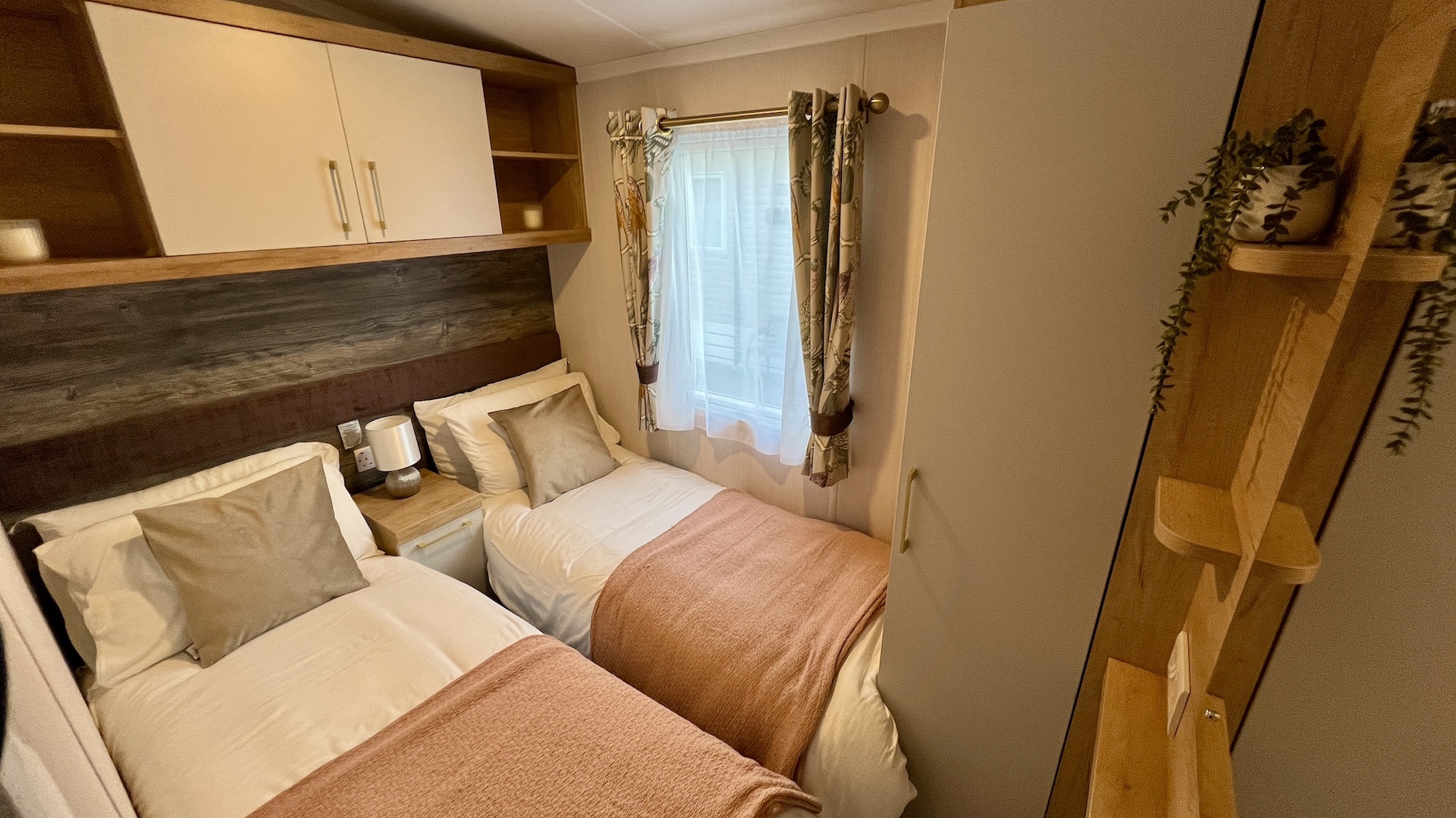 Twin Bedroom in a Caravan Holiday Home